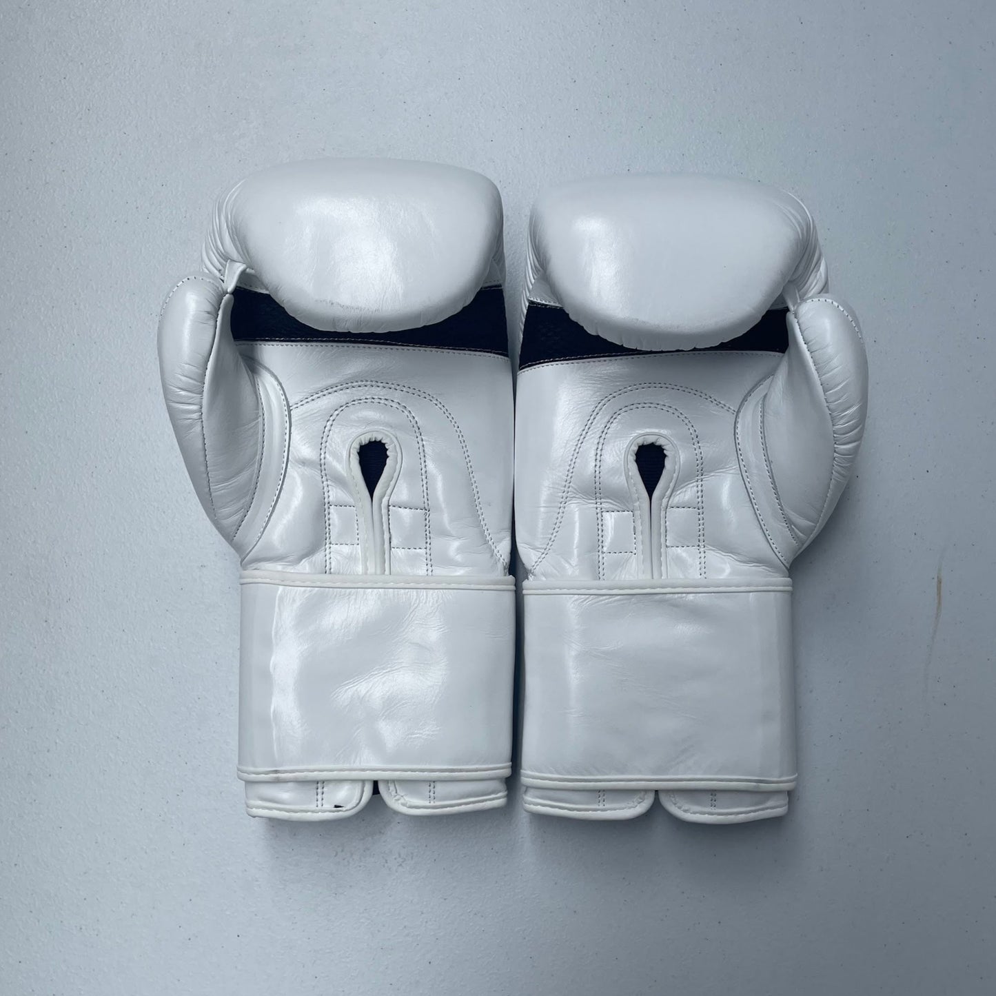 LMBN 202 - White Training Gloves